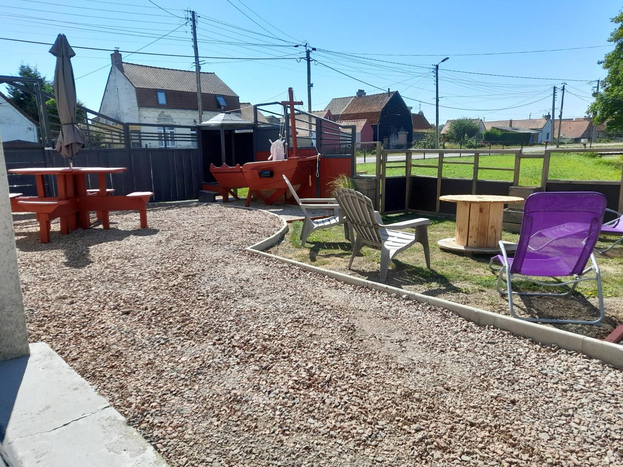 Le Gite Des 4 Saisons Maison De Vacances Avec Parking Et Jardin サントメール 部屋 写真